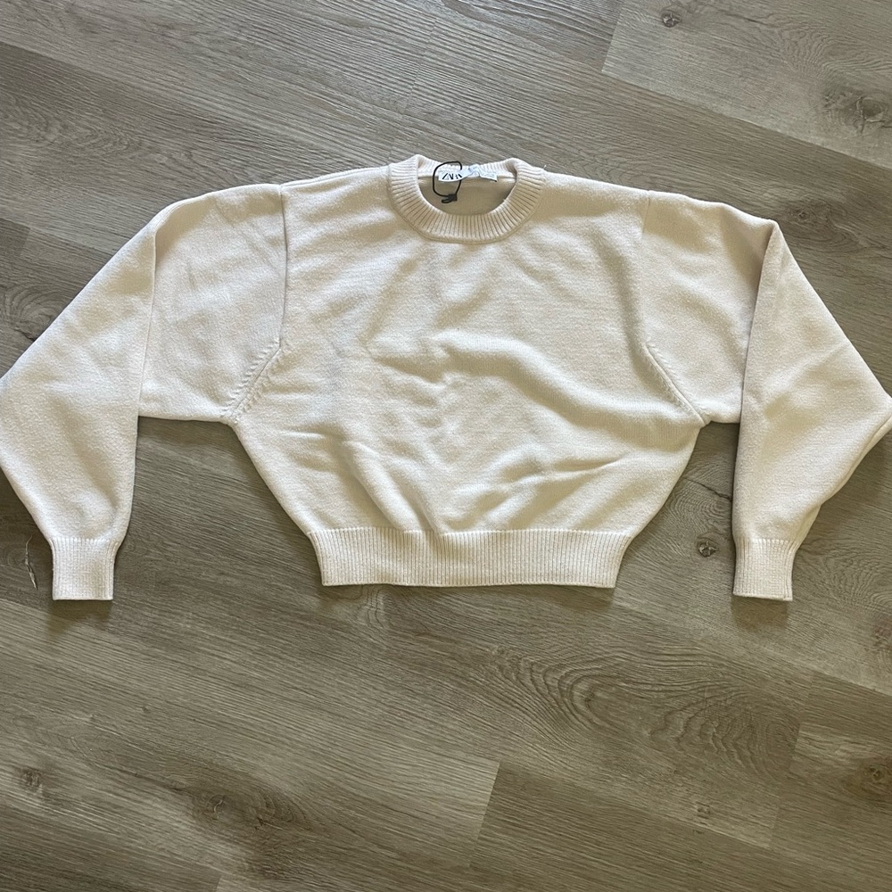Cream Cropped Sweater